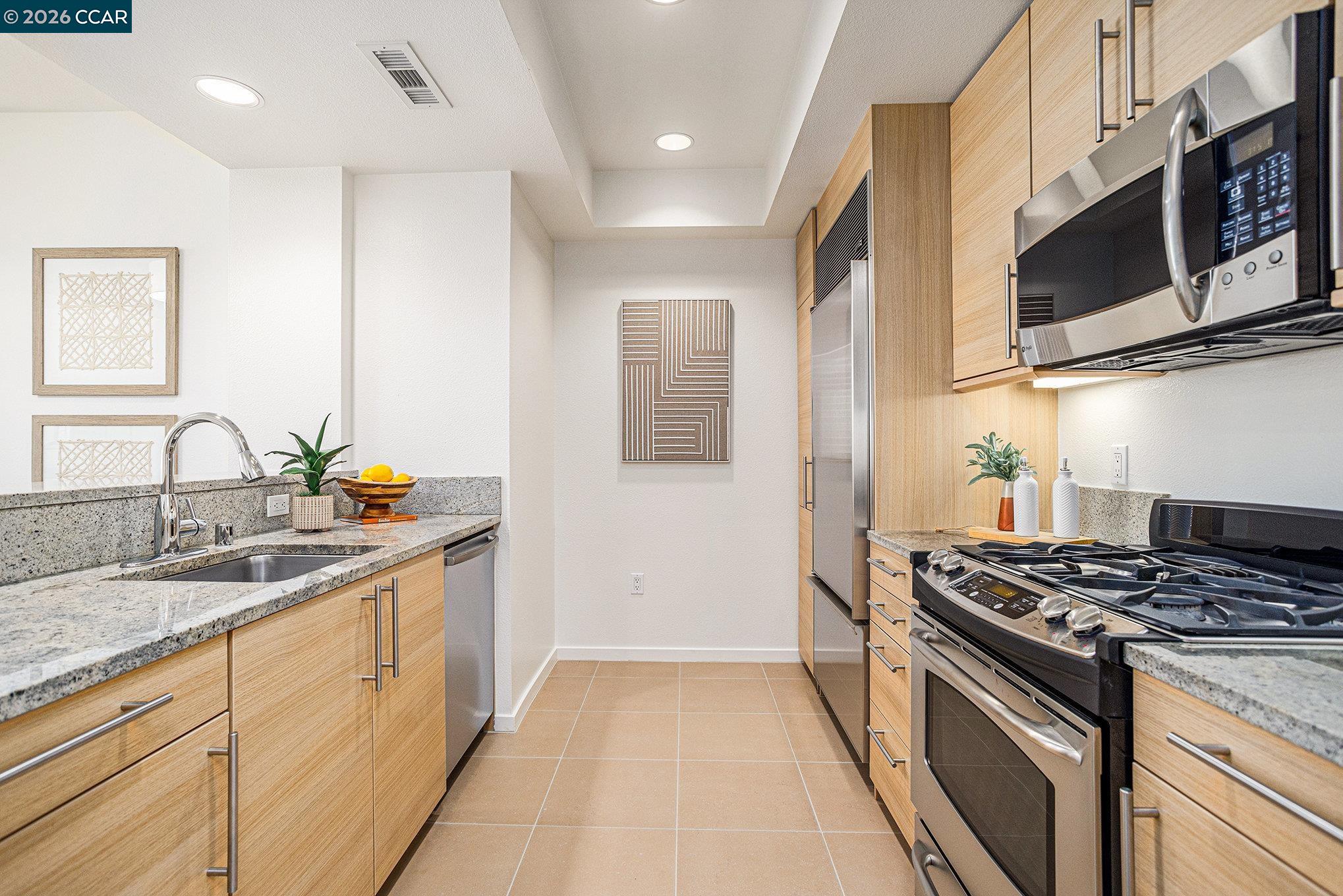 1655 N California Blvd # 338