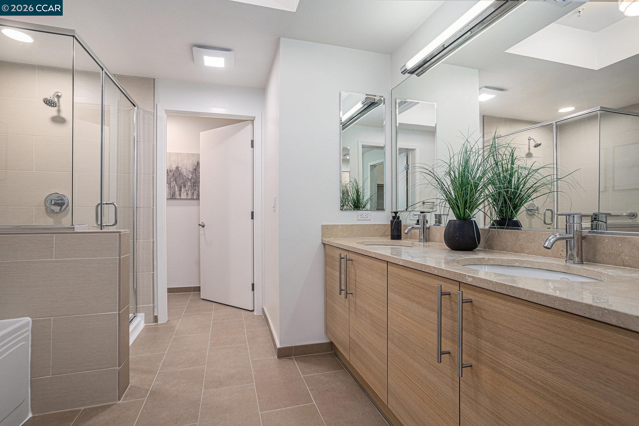 1655 N California Blvd # 338