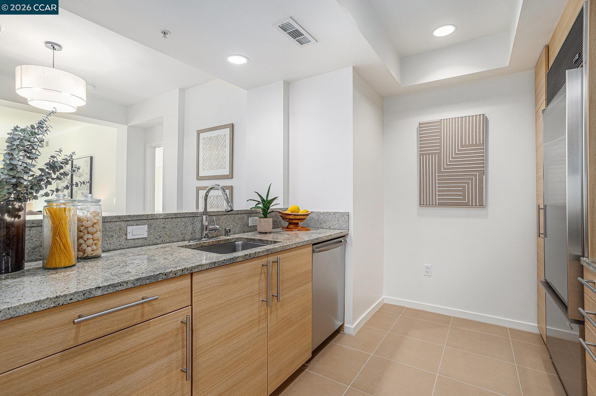 1655 N California Blvd # 338