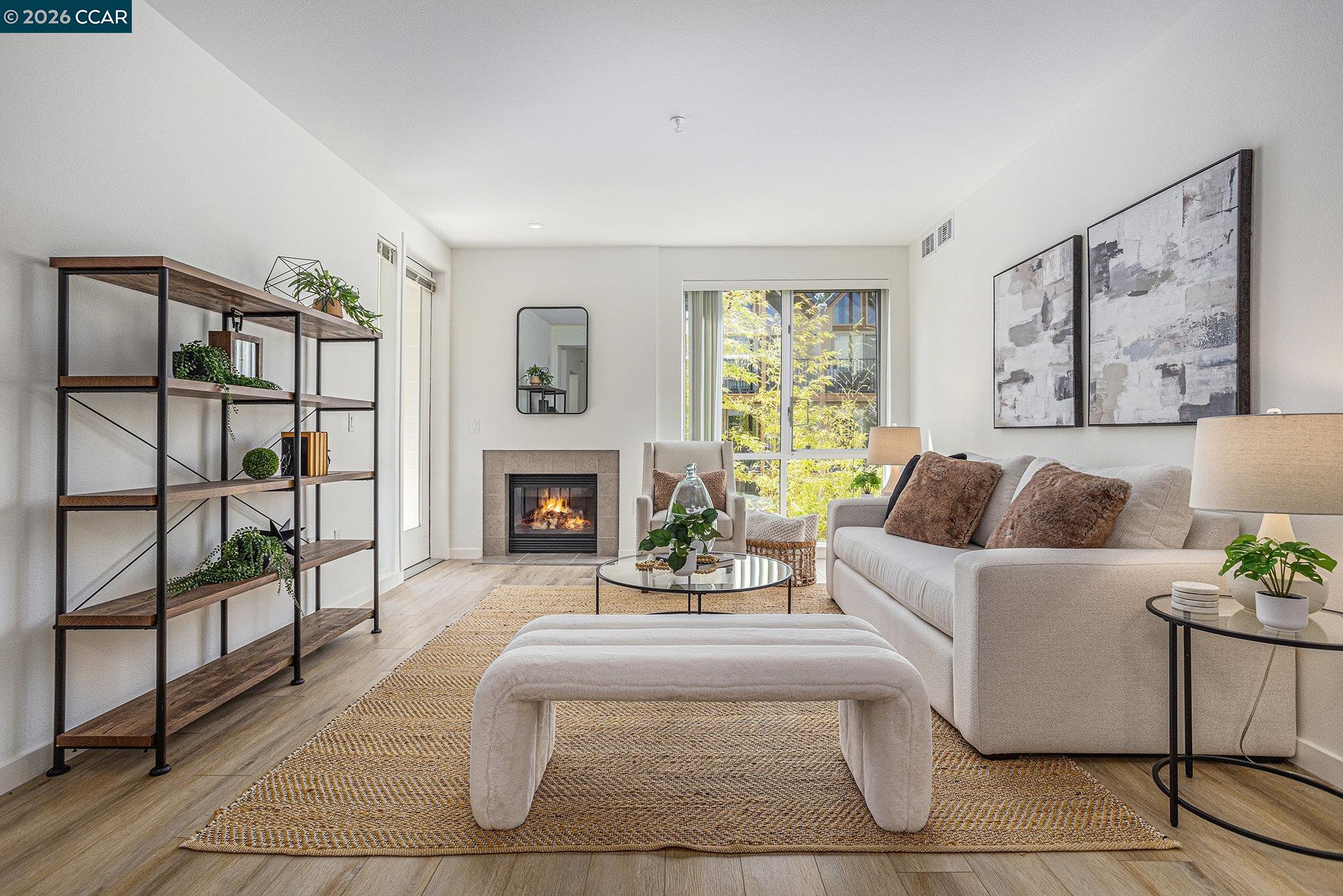 1655 N California Blvd # 338