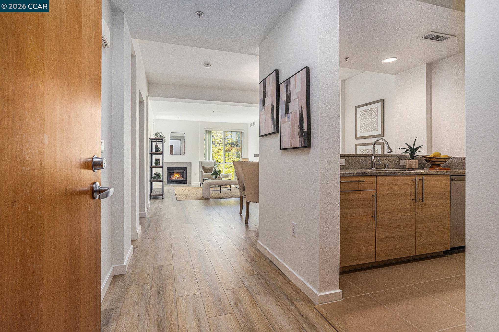 1655 N California Blvd # 338