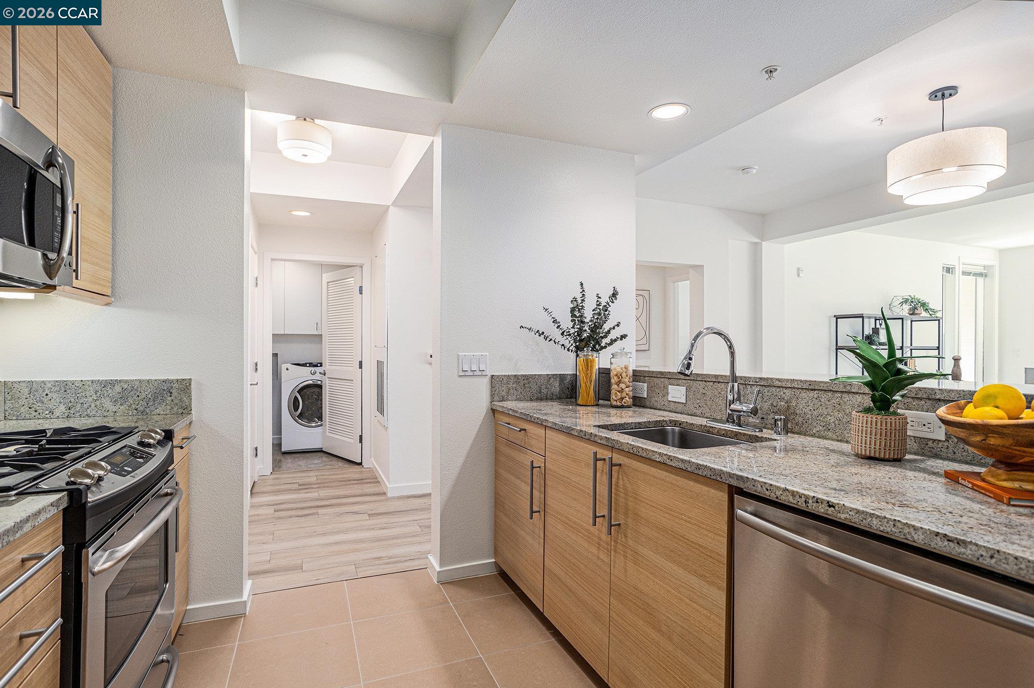 1655 N California Blvd # 338