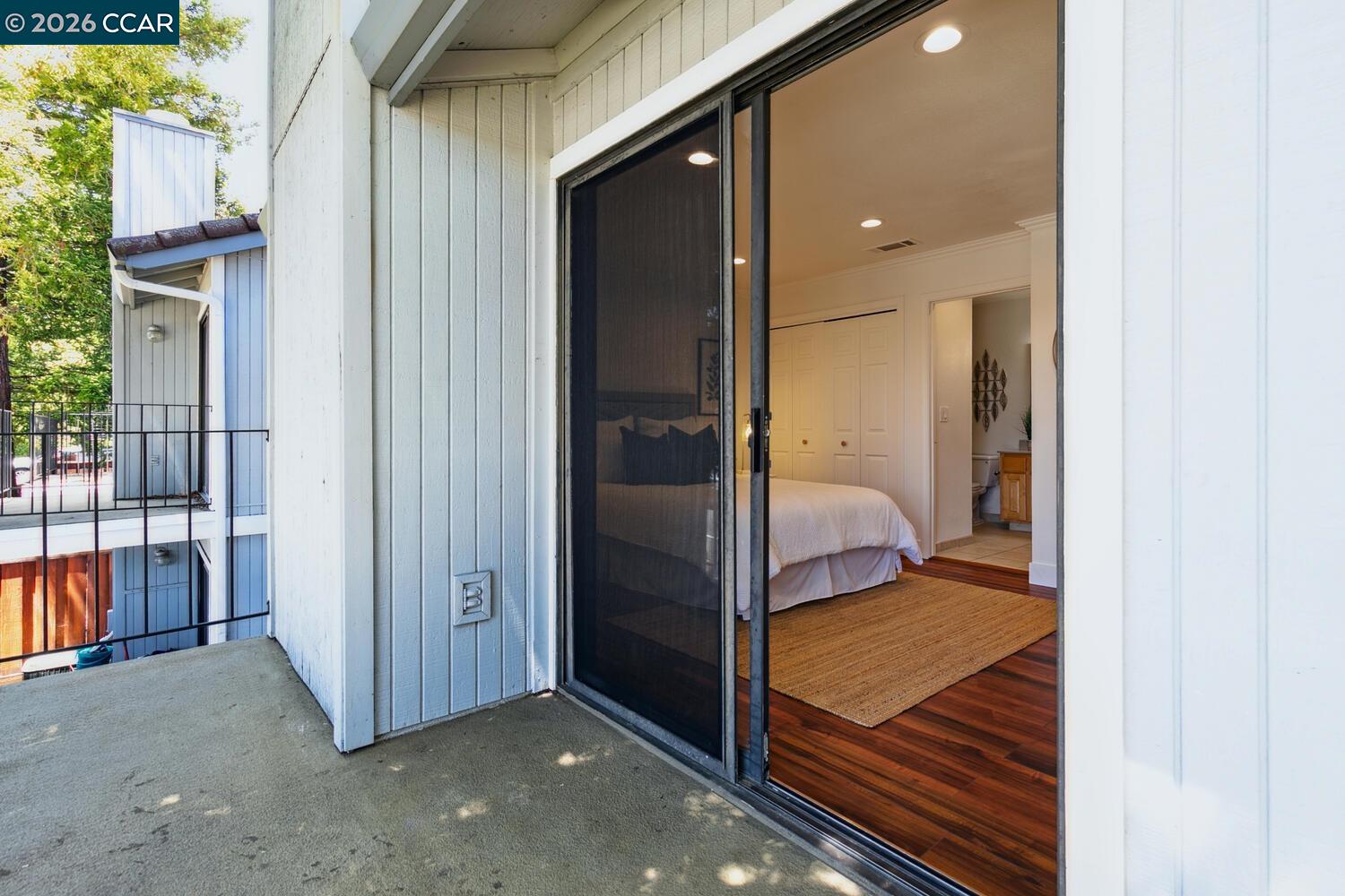 128 Via Cabrera Ln