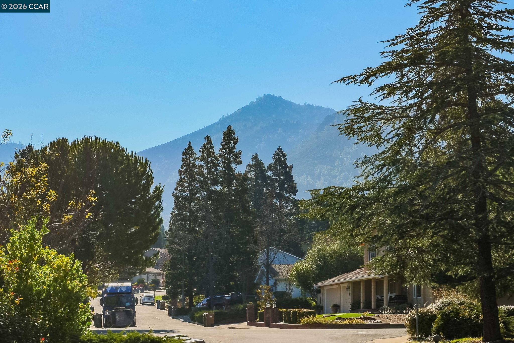 406 Mt Sequoia Ct
