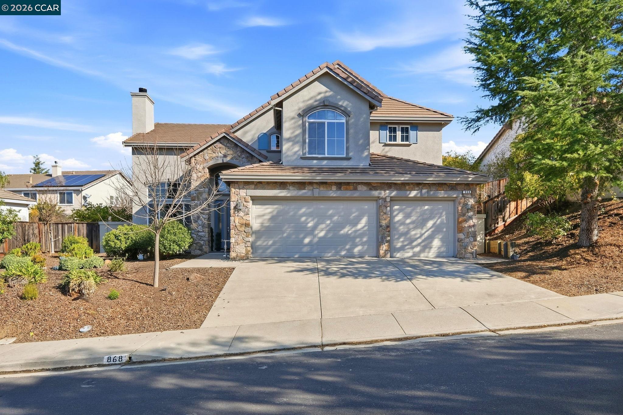 868 Deer Spring Cir