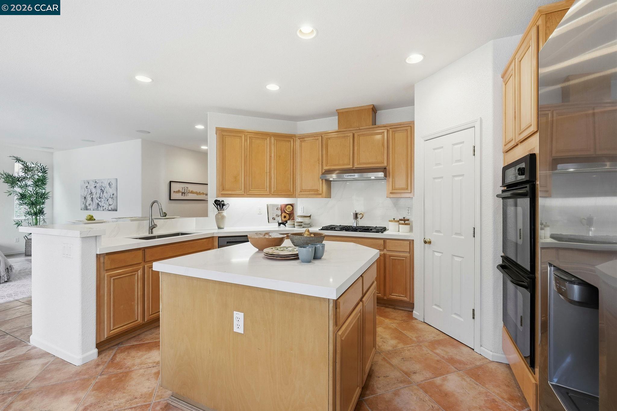 868 Deer Spring Cir