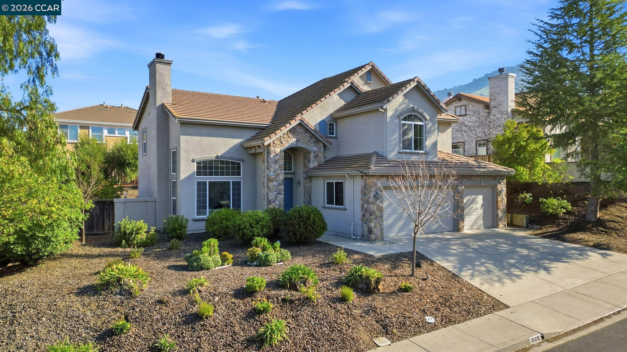 868 Deer Spring Cir