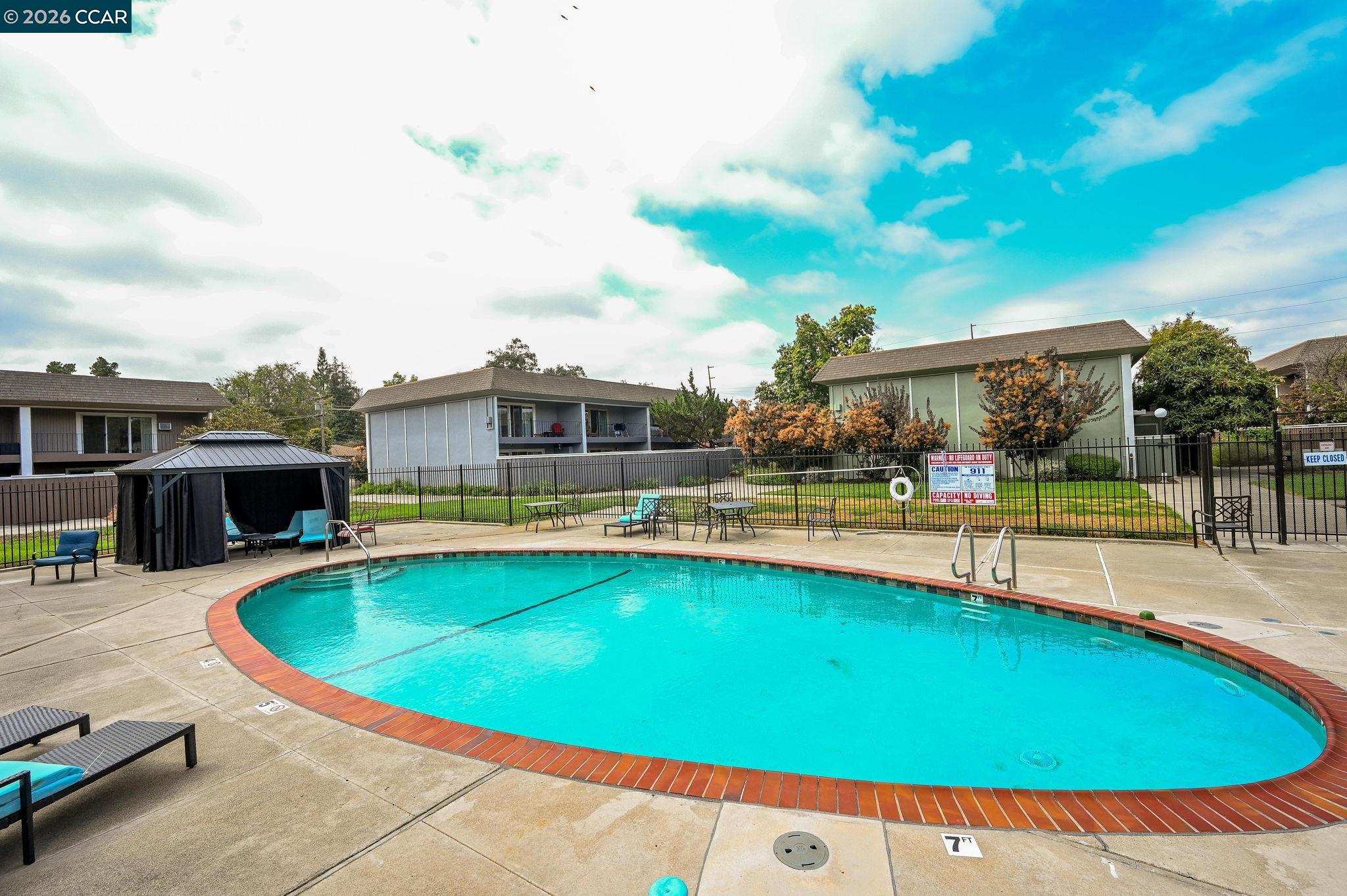 1218 Hookston Rd