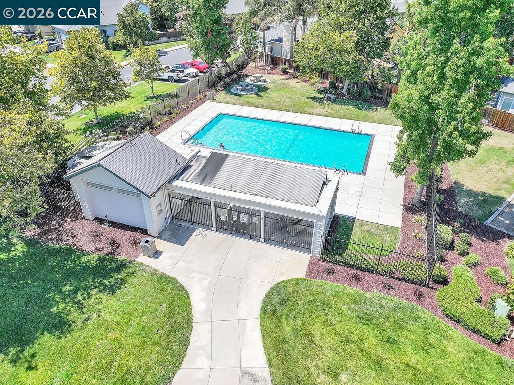 670 Rocky Creek Ter