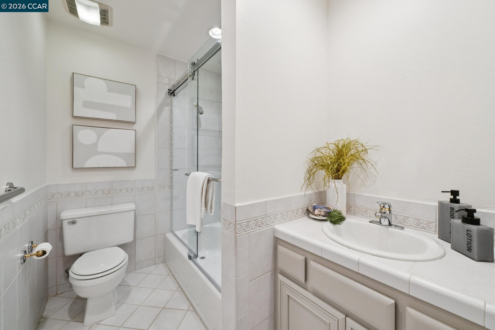 3770 Boxwood Ct