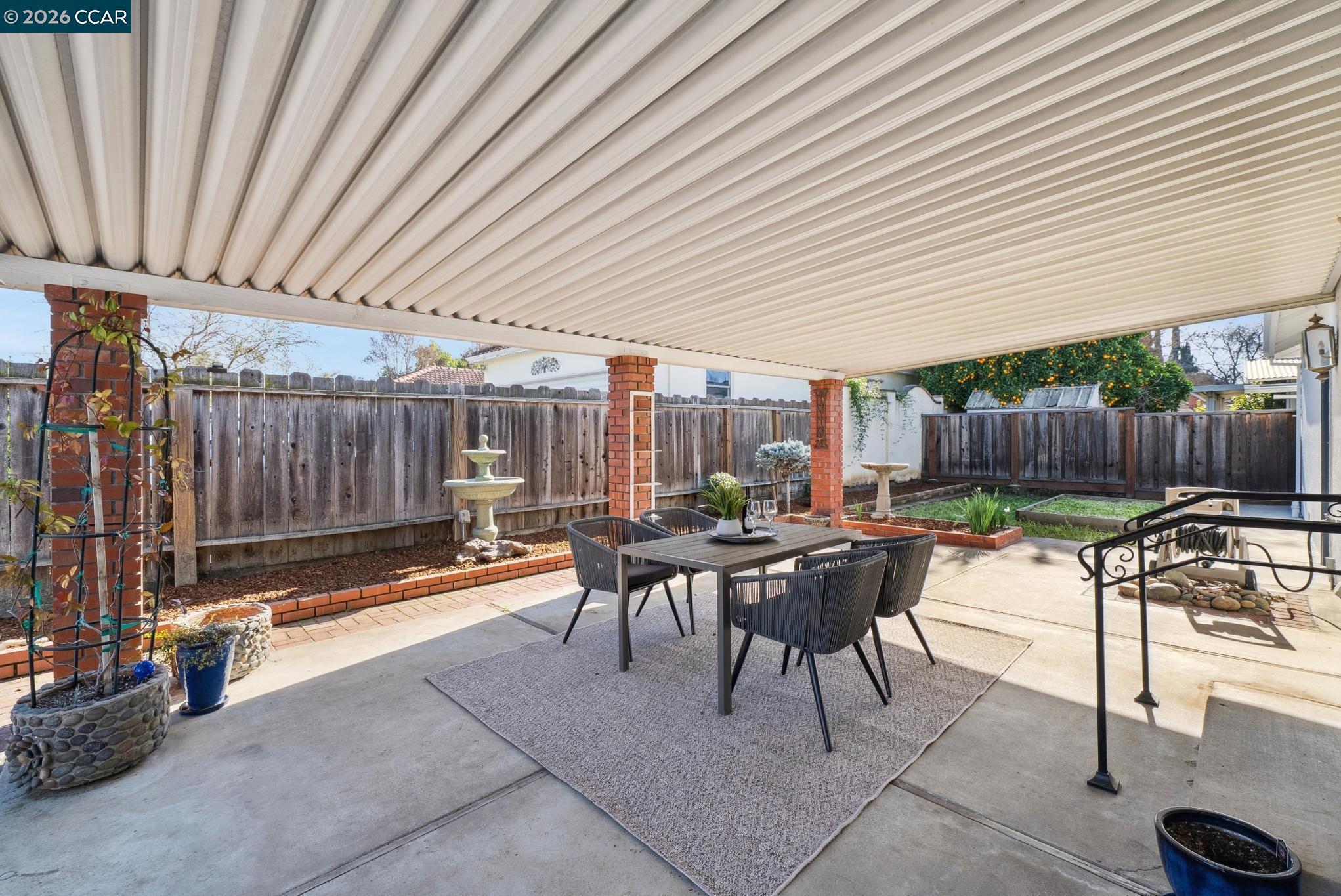 3770 Boxwood Ct
