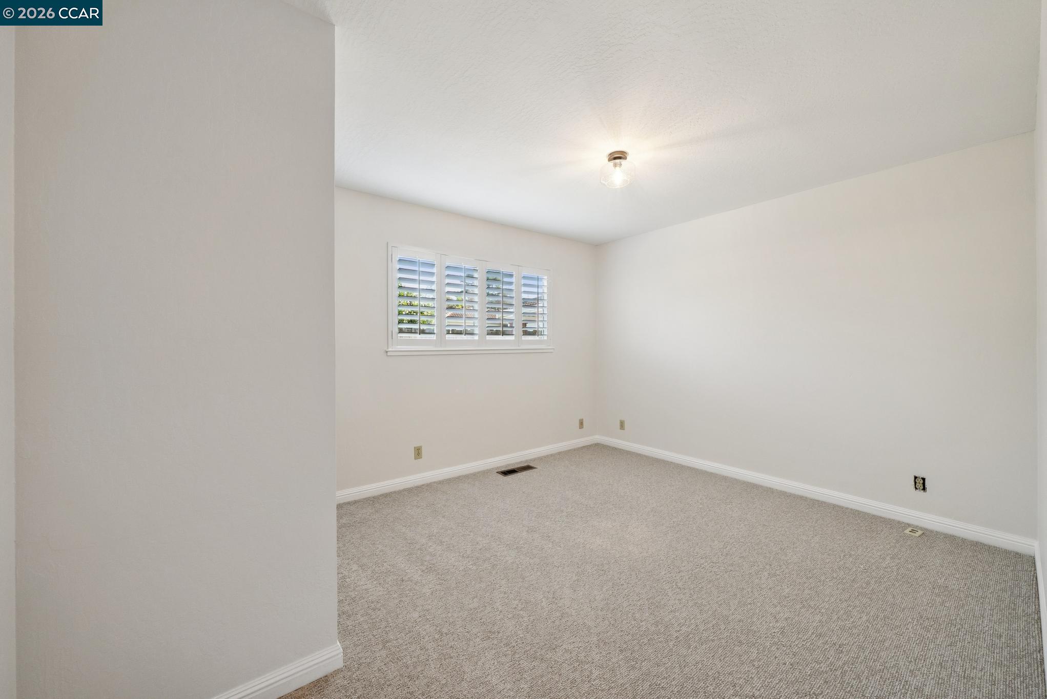 3770 Boxwood Ct