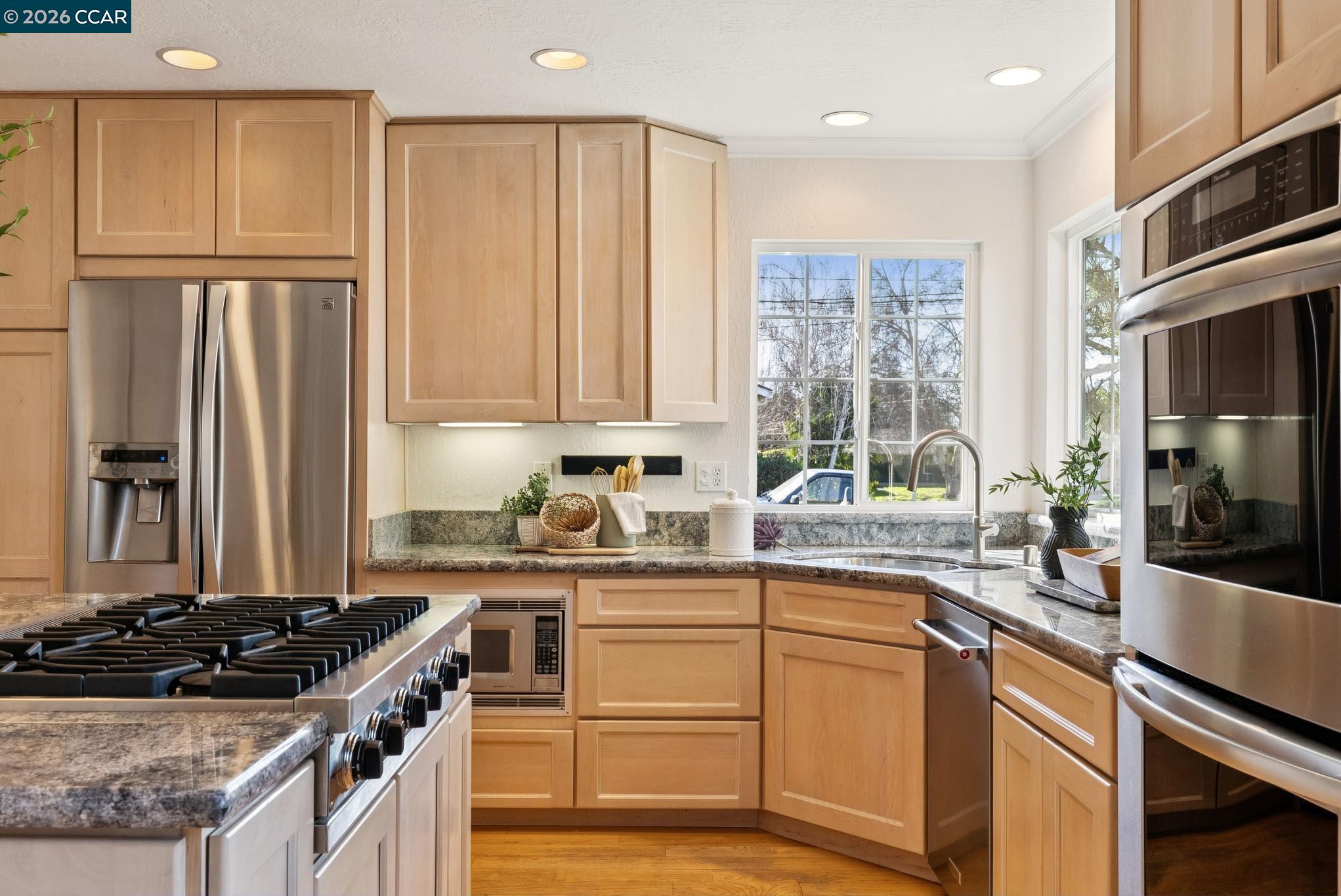 3770 Boxwood Ct