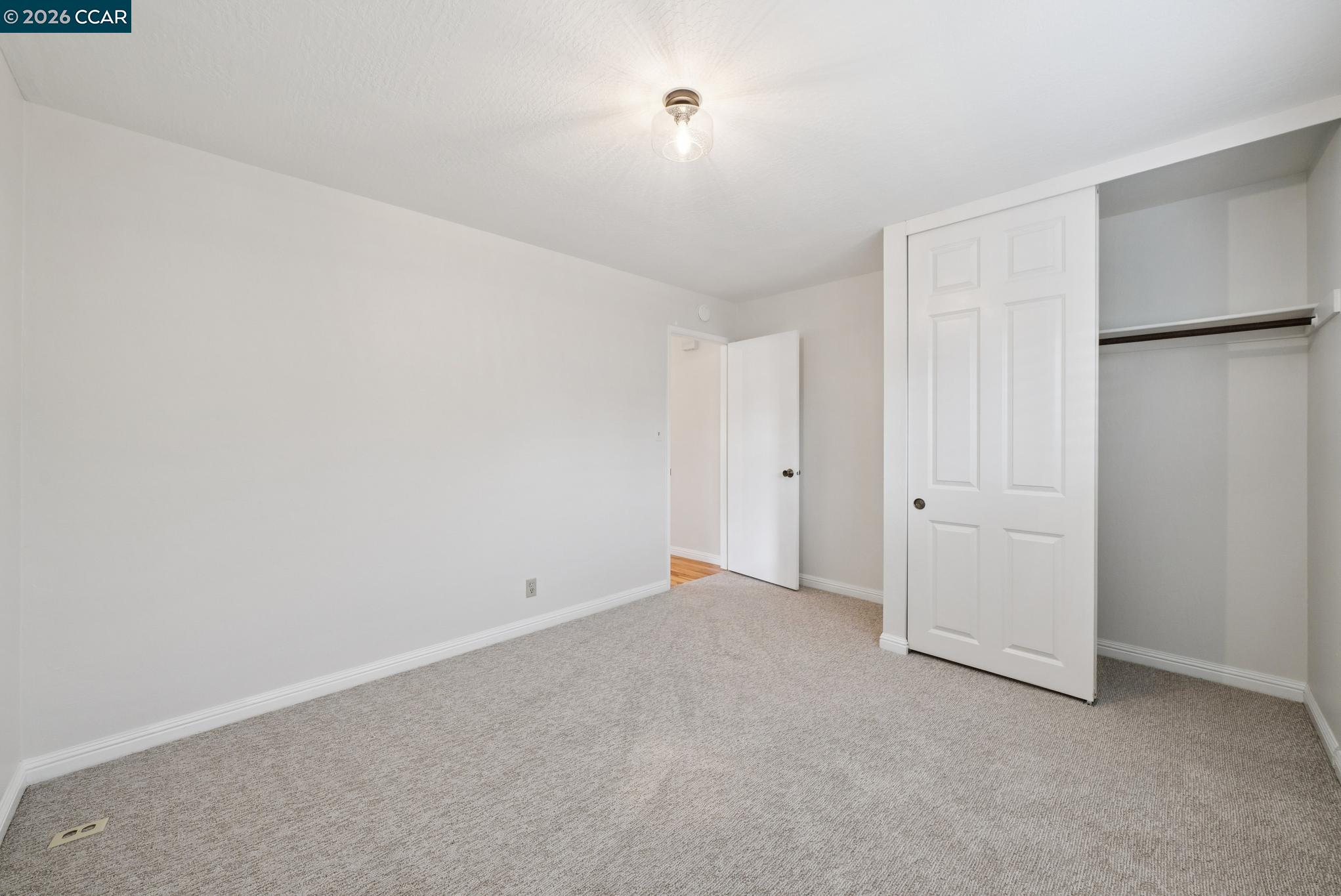 3770 Boxwood Ct