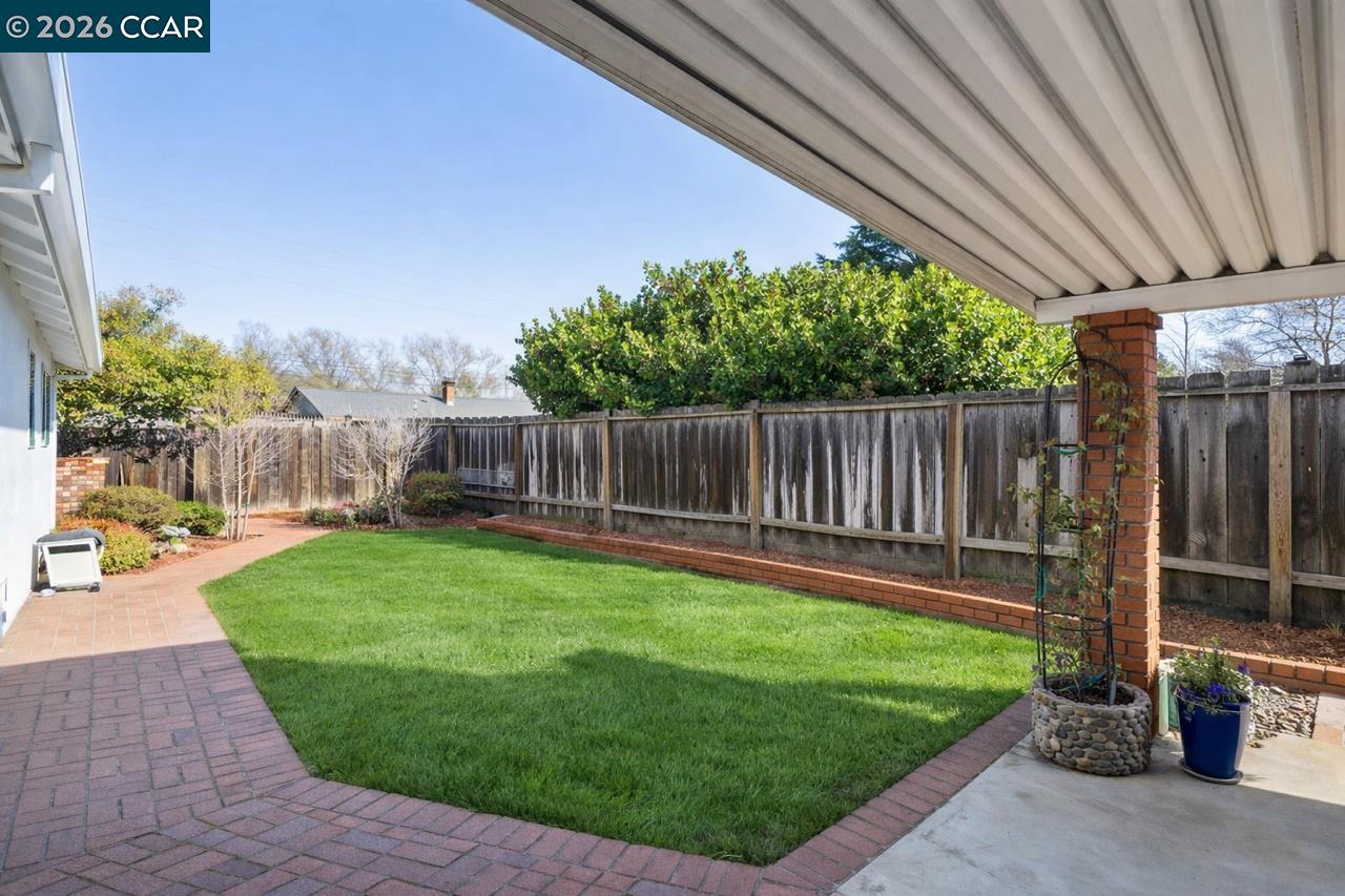 3770 Boxwood Ct