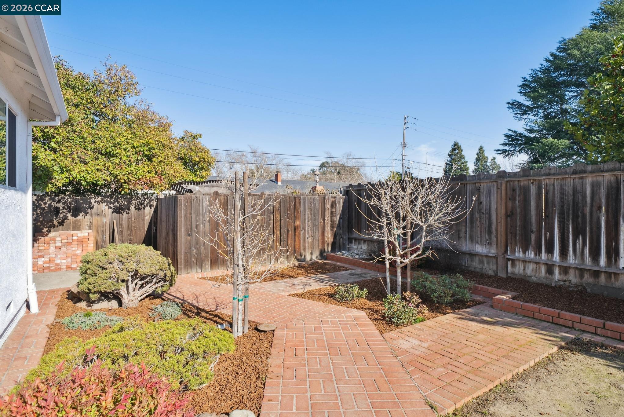3770 Boxwood Ct