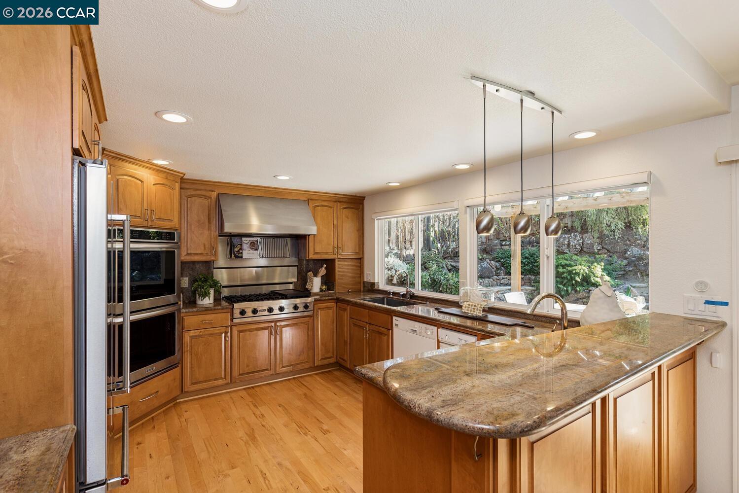 1555 Pebblebrook Ct