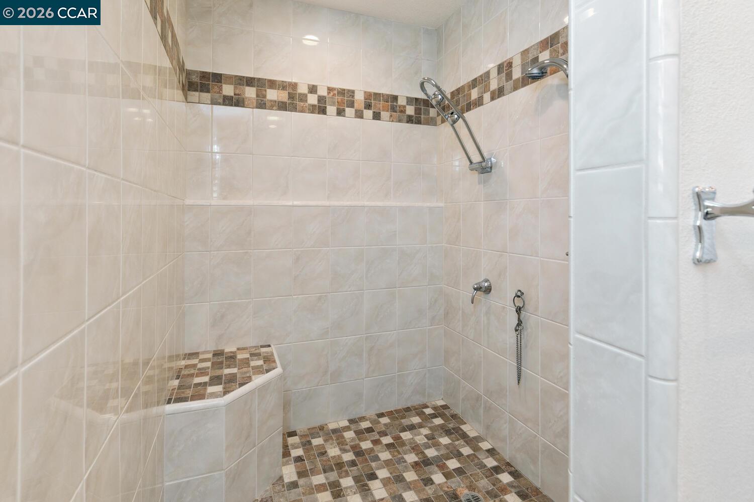 1555 Pebblebrook Ct
