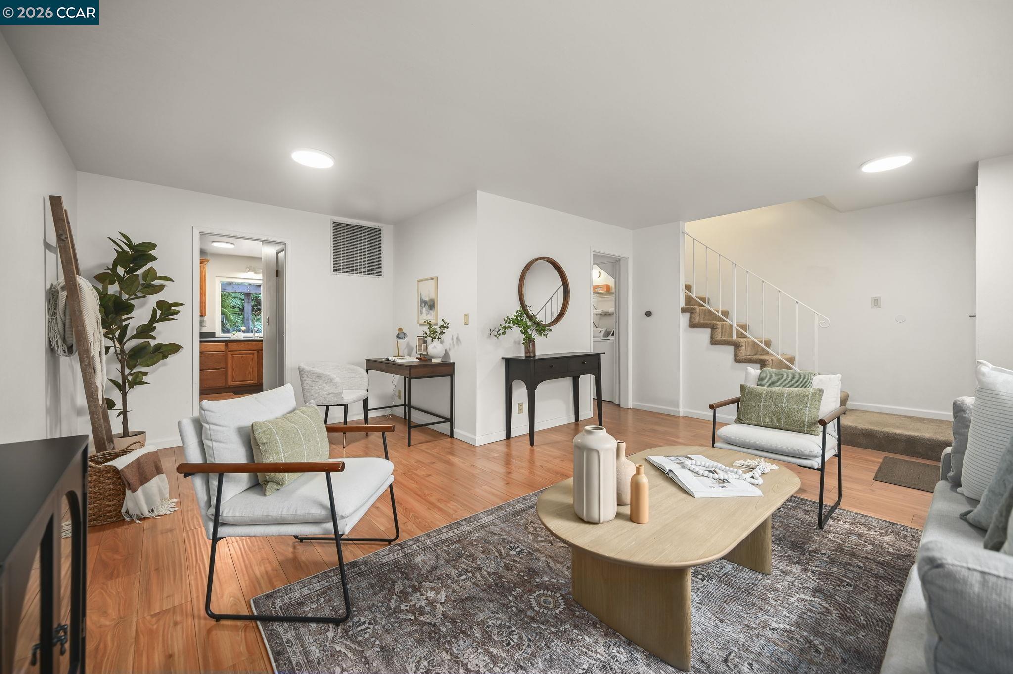 1109 Cardigan Dr