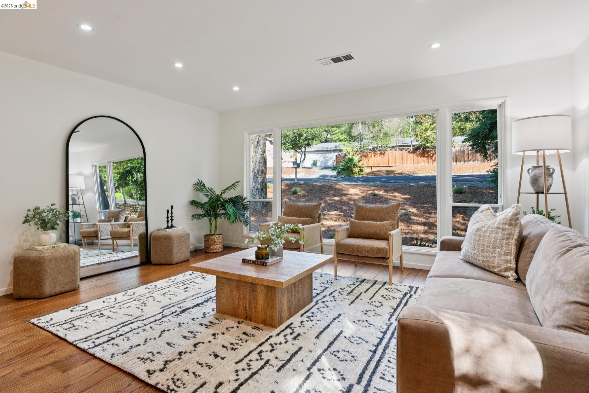 180 Andrea Dr