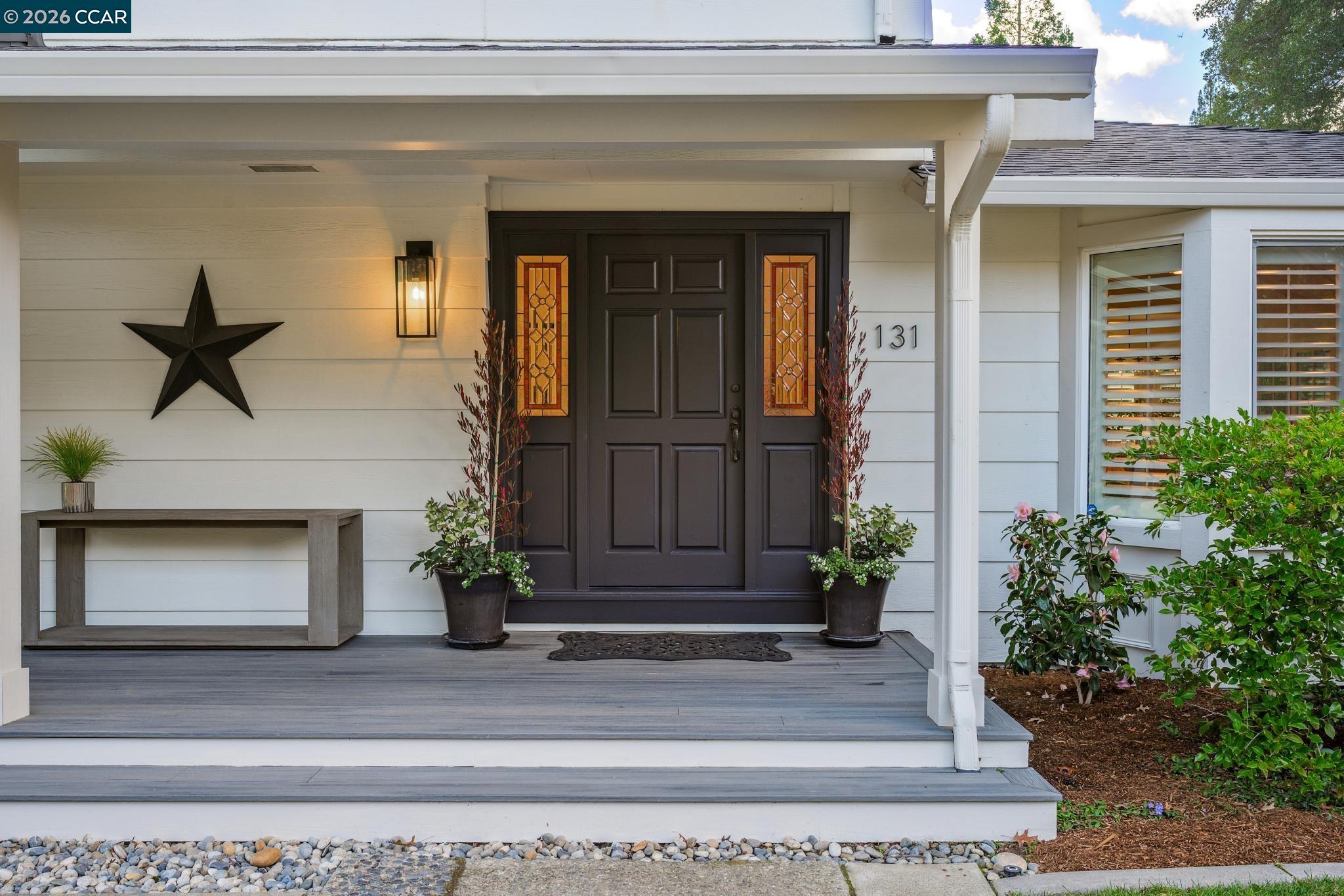 131 Pebble Ln