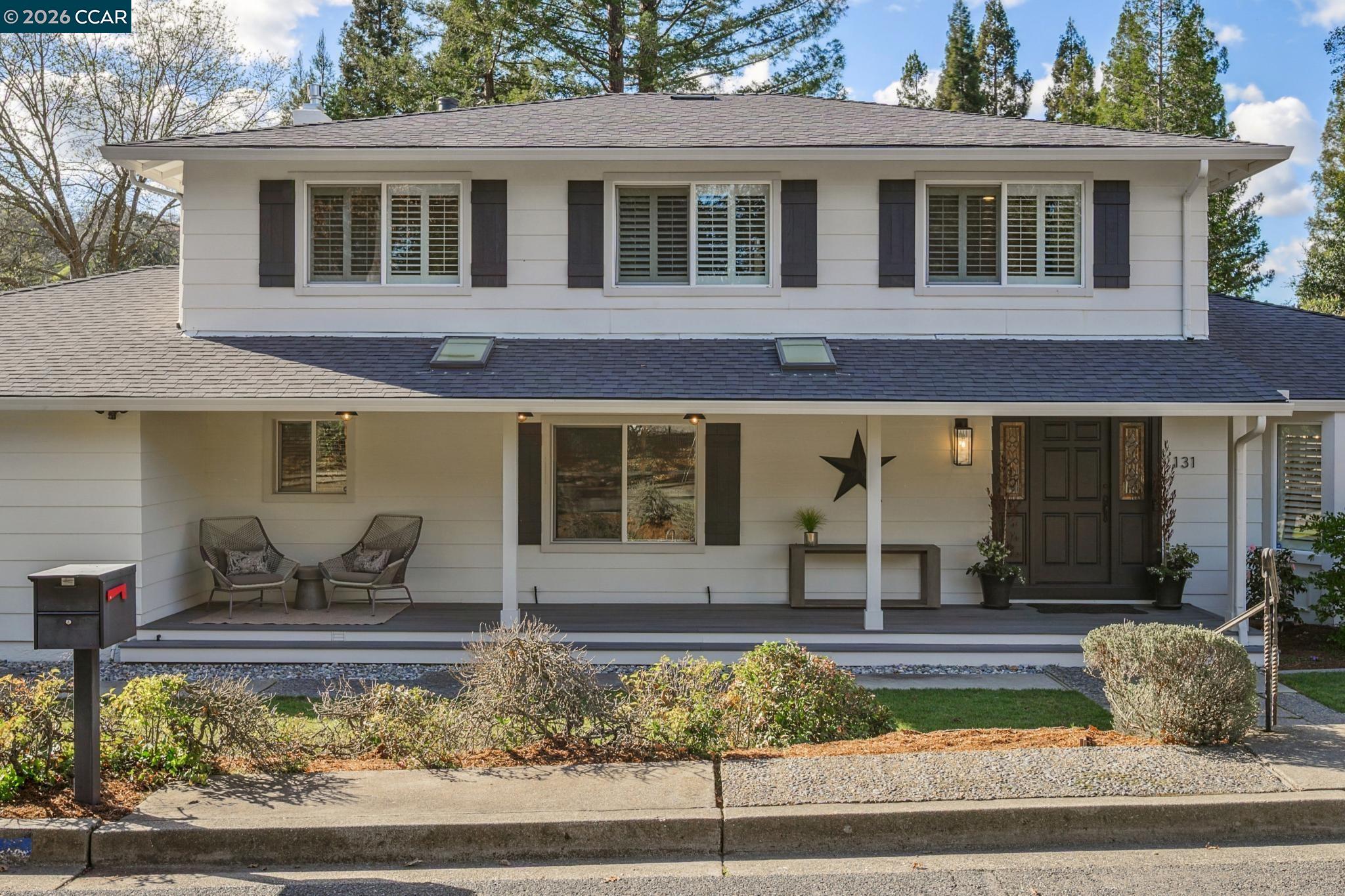 131 Pebble Ln