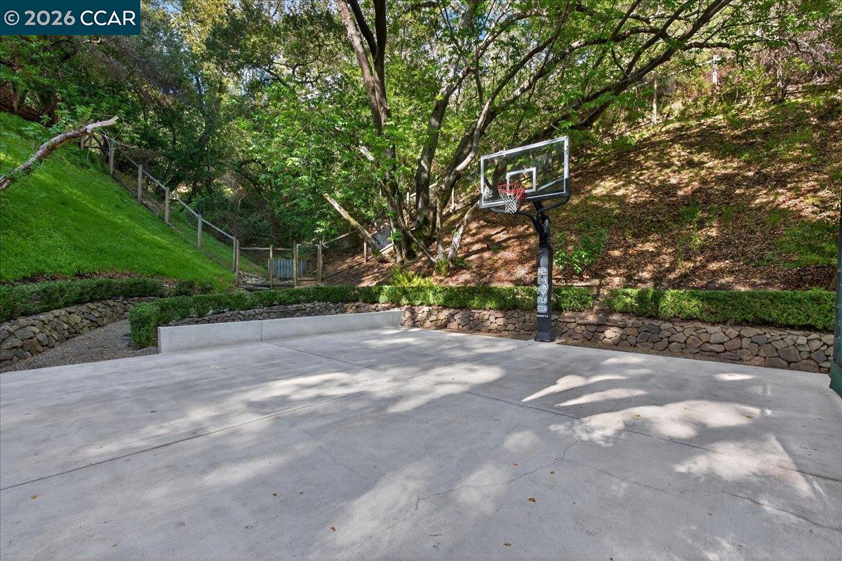 20 Monticello Ct