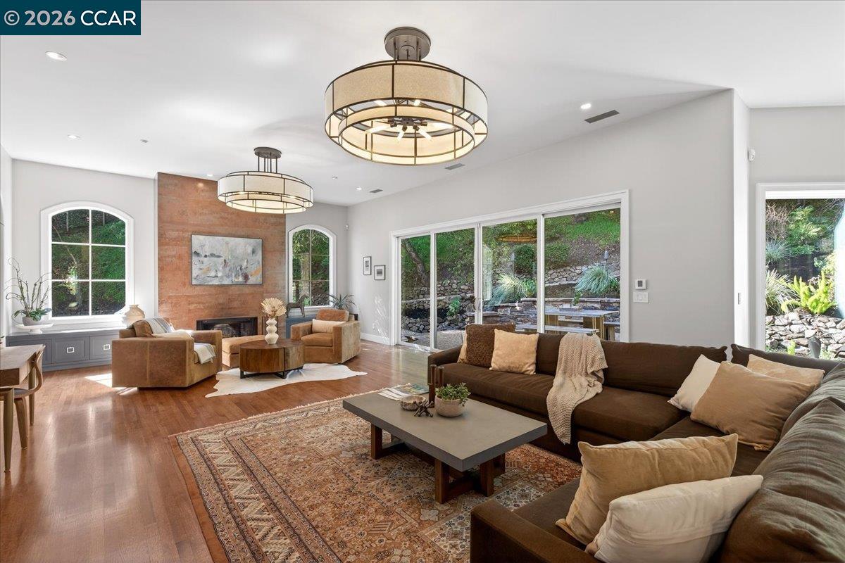 20 Monticello Ct
