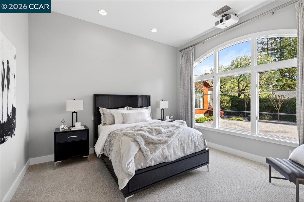 20 Monticello Ct