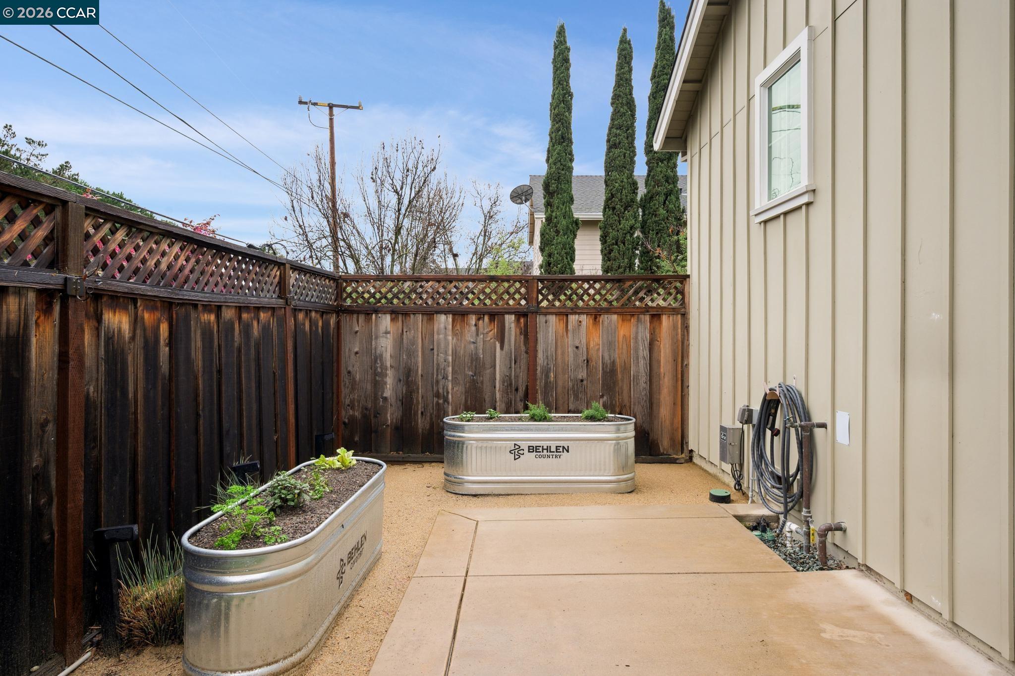 32 Crowley Pl
