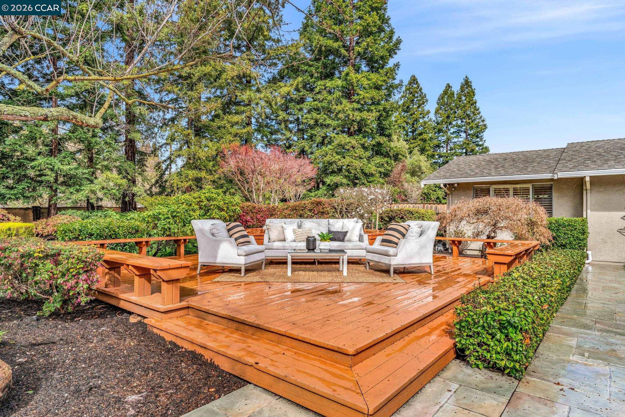 156 Santiago Drive