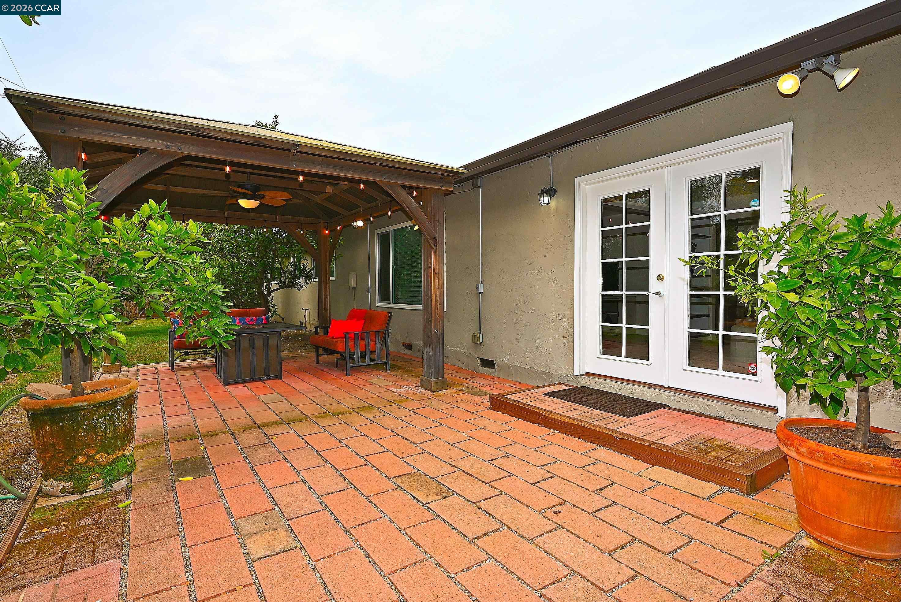 1812 Baldwin Dr