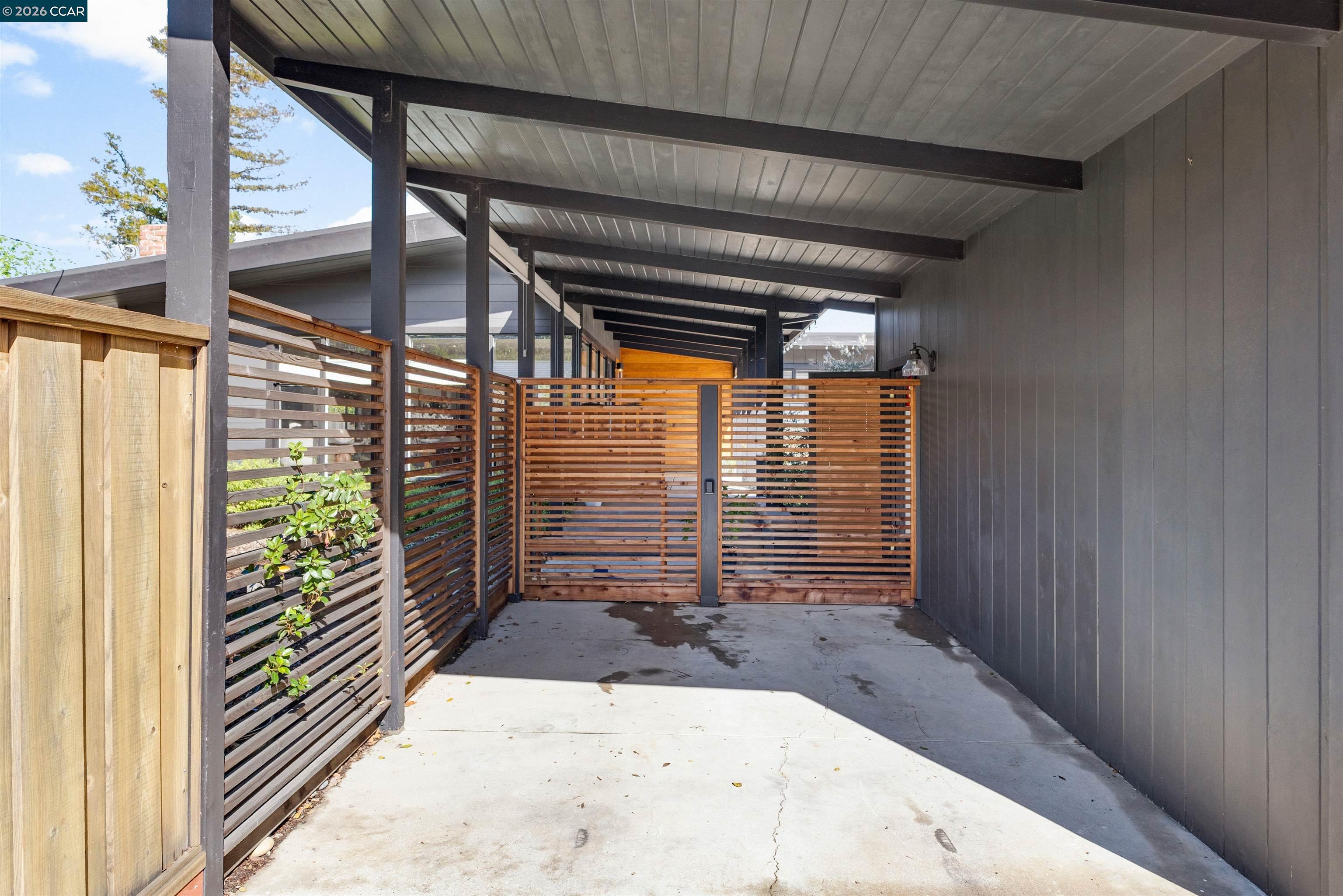 151 Montecito Crescent