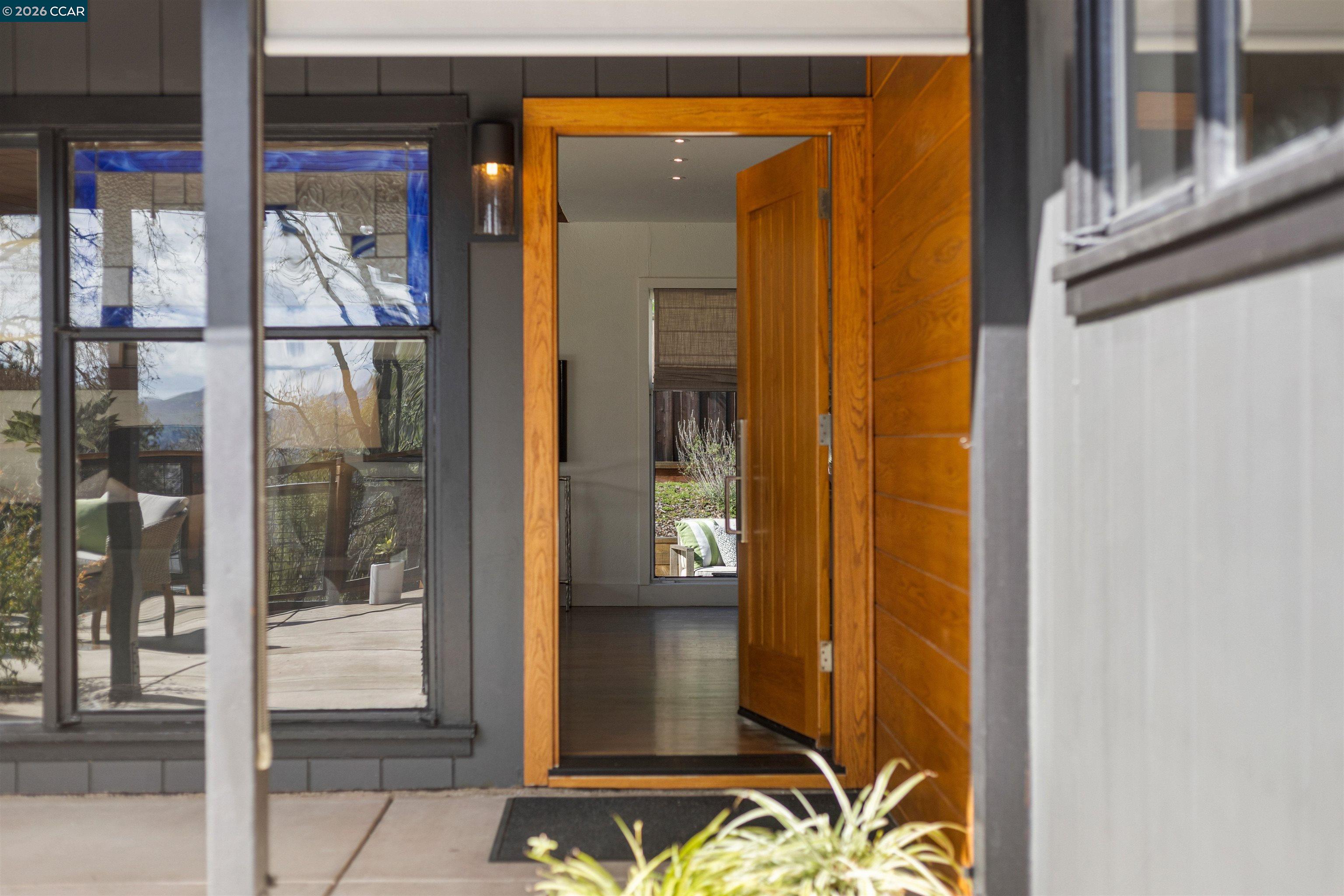 151 Montecito Crescent