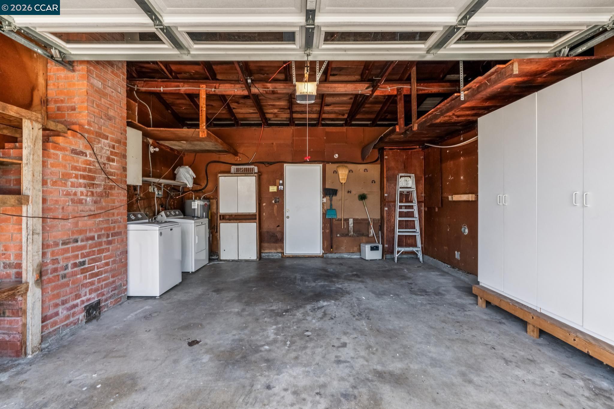 2819 Kay Ave