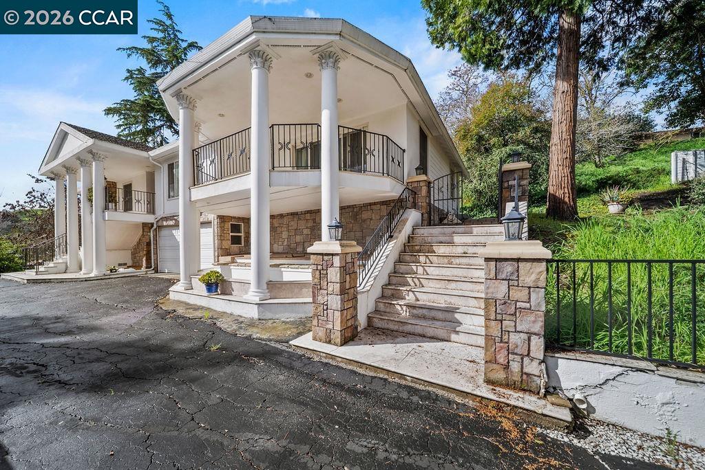 351 Montecillo Drive