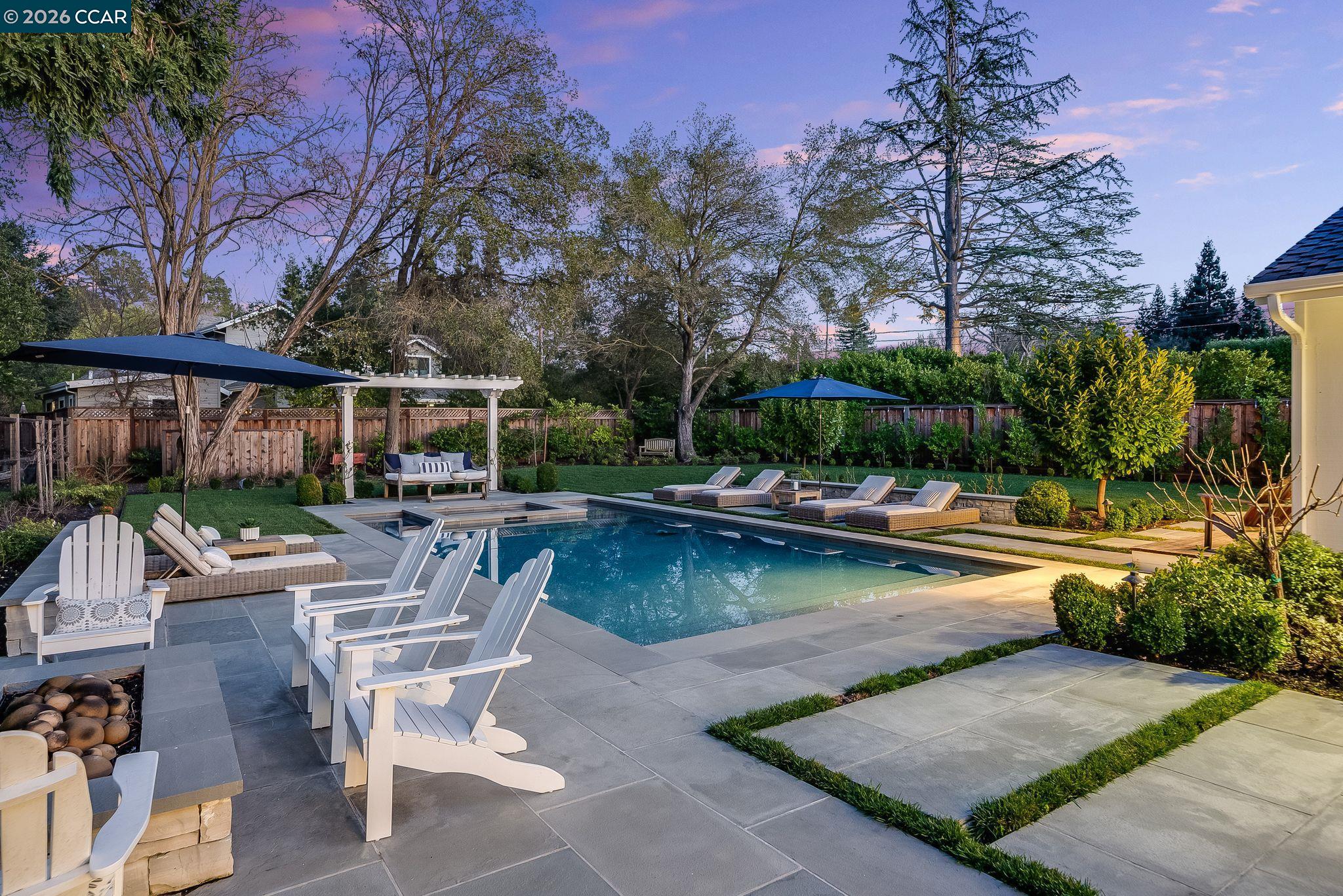3328 Las Huertas Rd