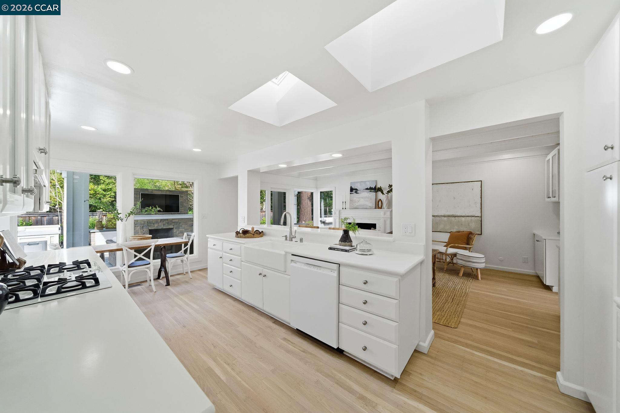 3328 Las Huertas Rd