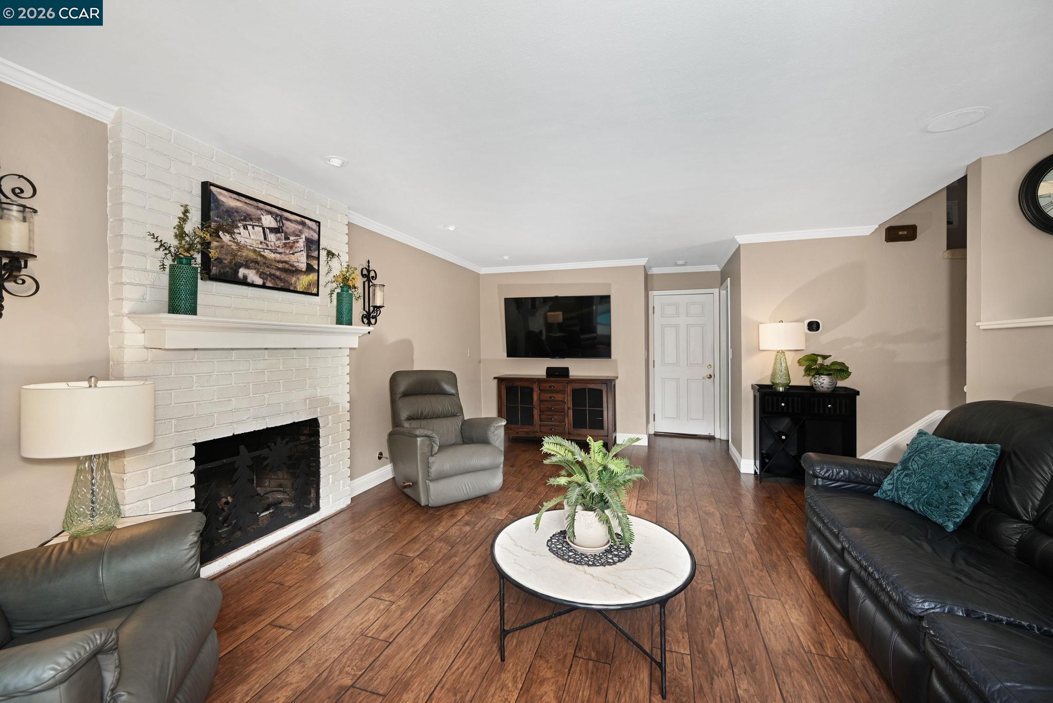 2126 Spring Lake CT
