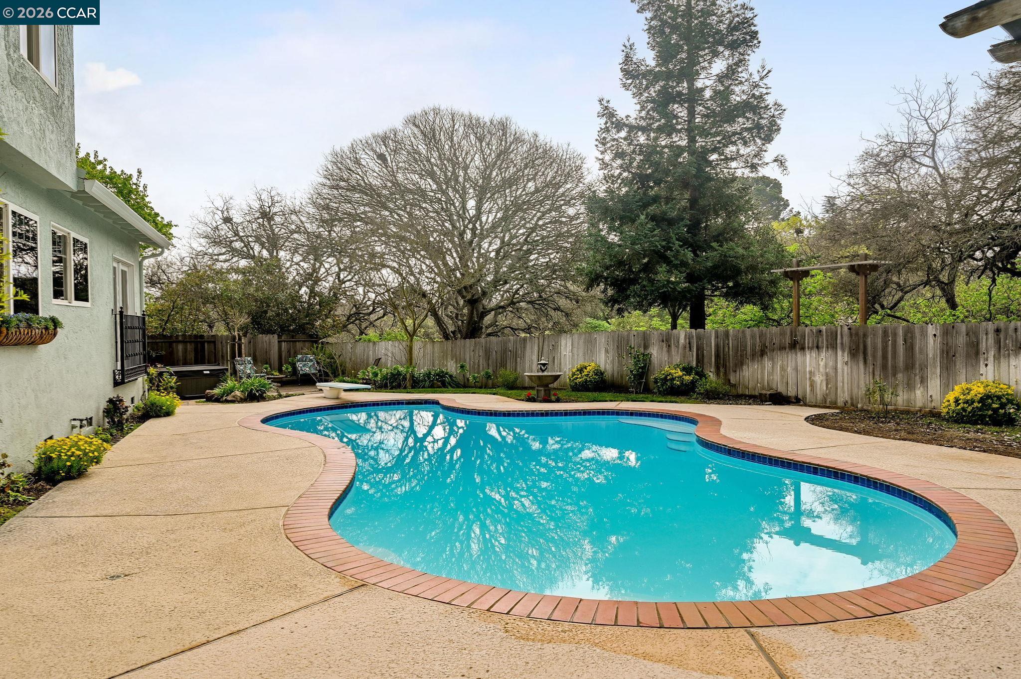2126 Spring Lake CT