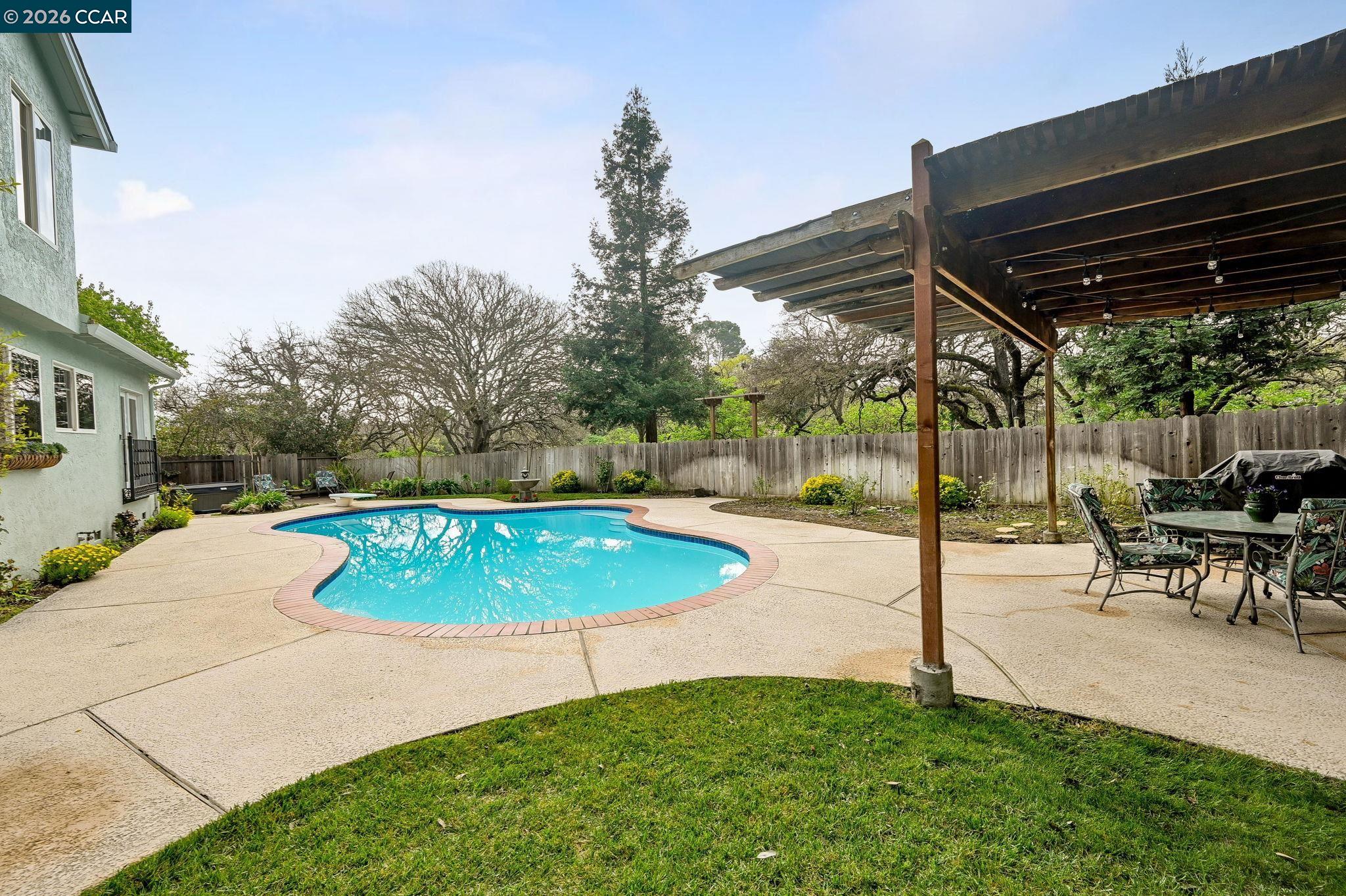 2126 Spring Lake CT