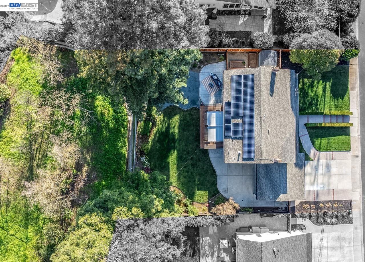 14 E Leeds Ct