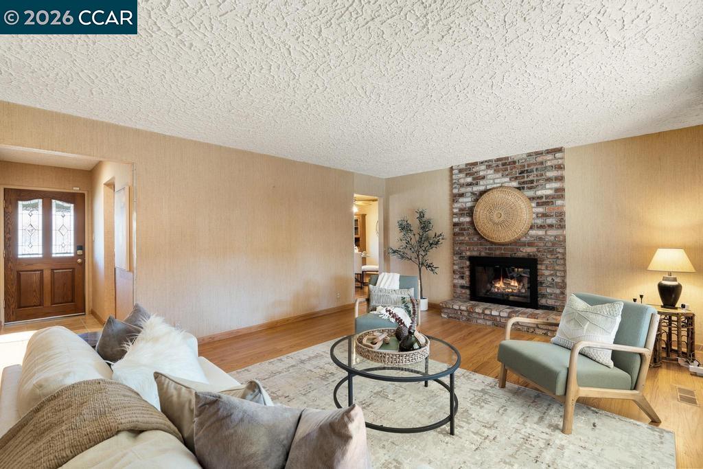 1560 Ayers Rd
