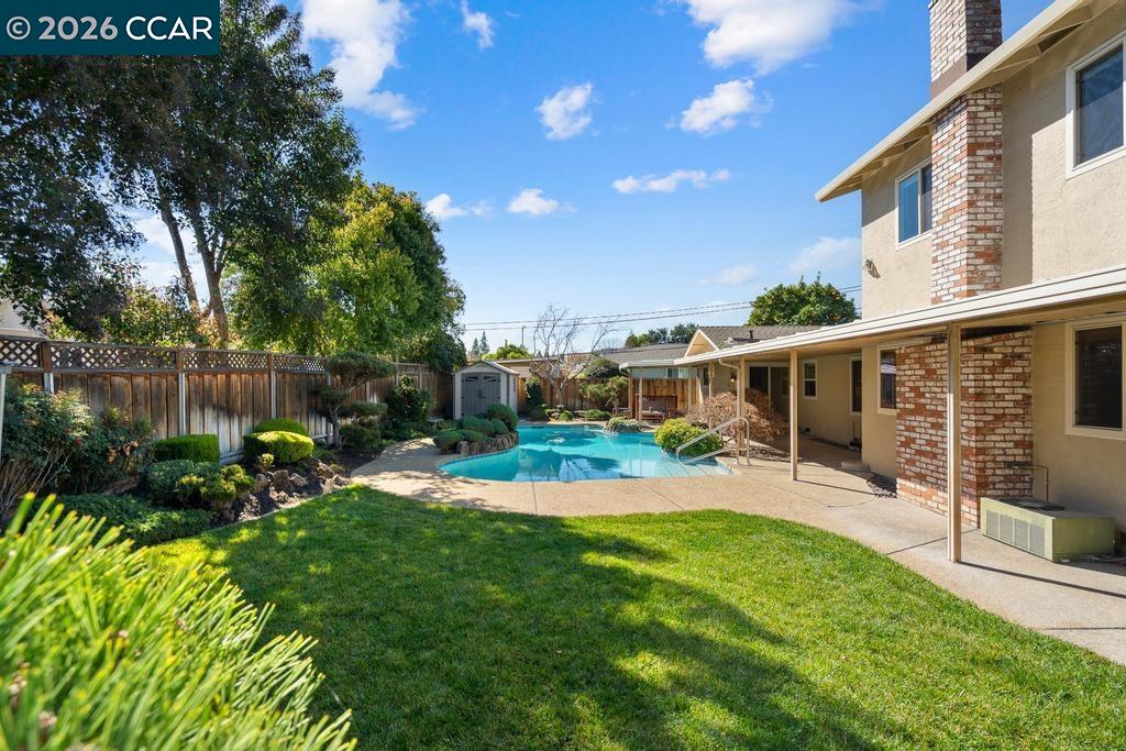 1560 Ayers Rd