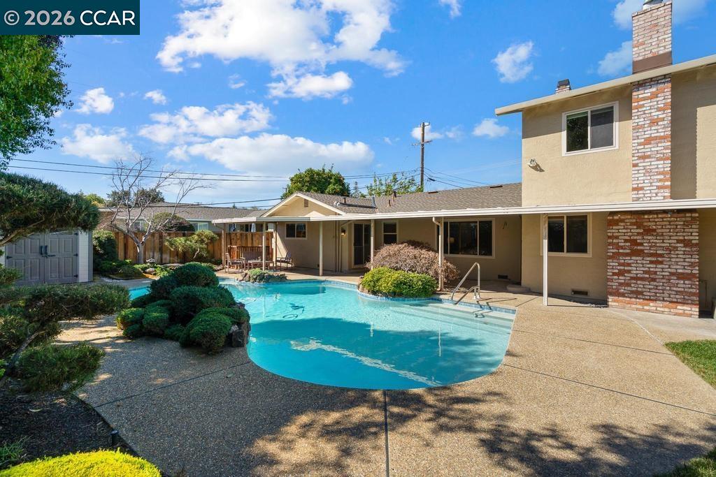 1560 Ayers Rd