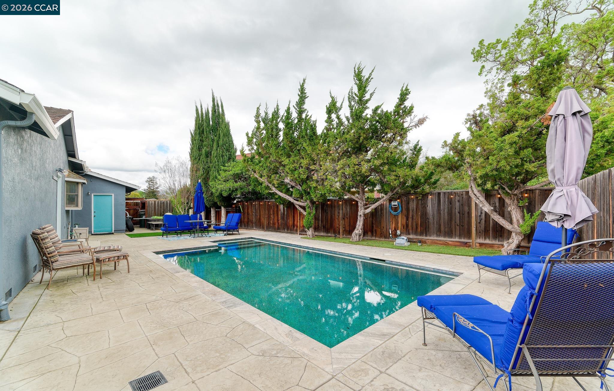23 Capistrano Ct