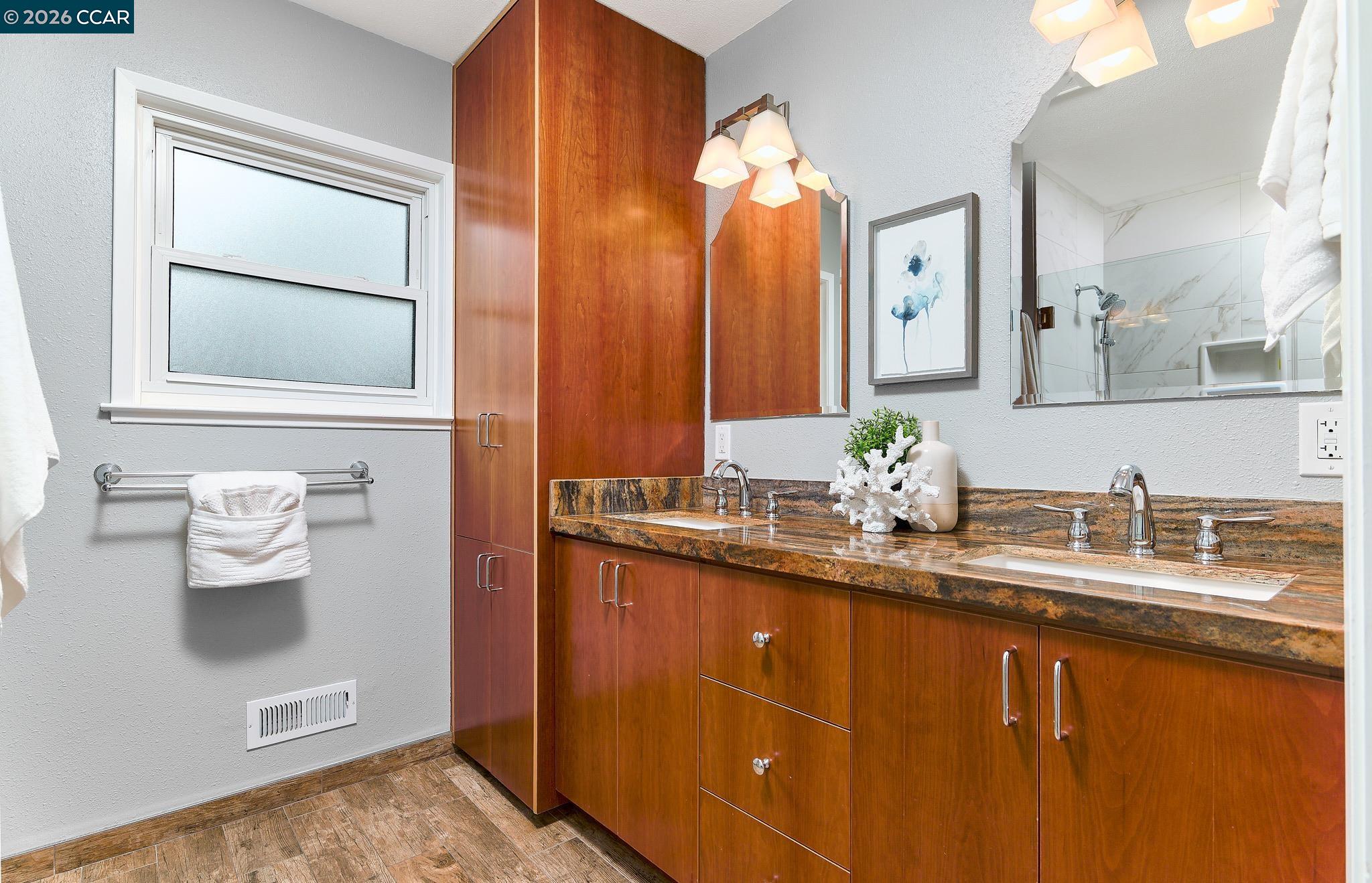 23 Capistrano Ct