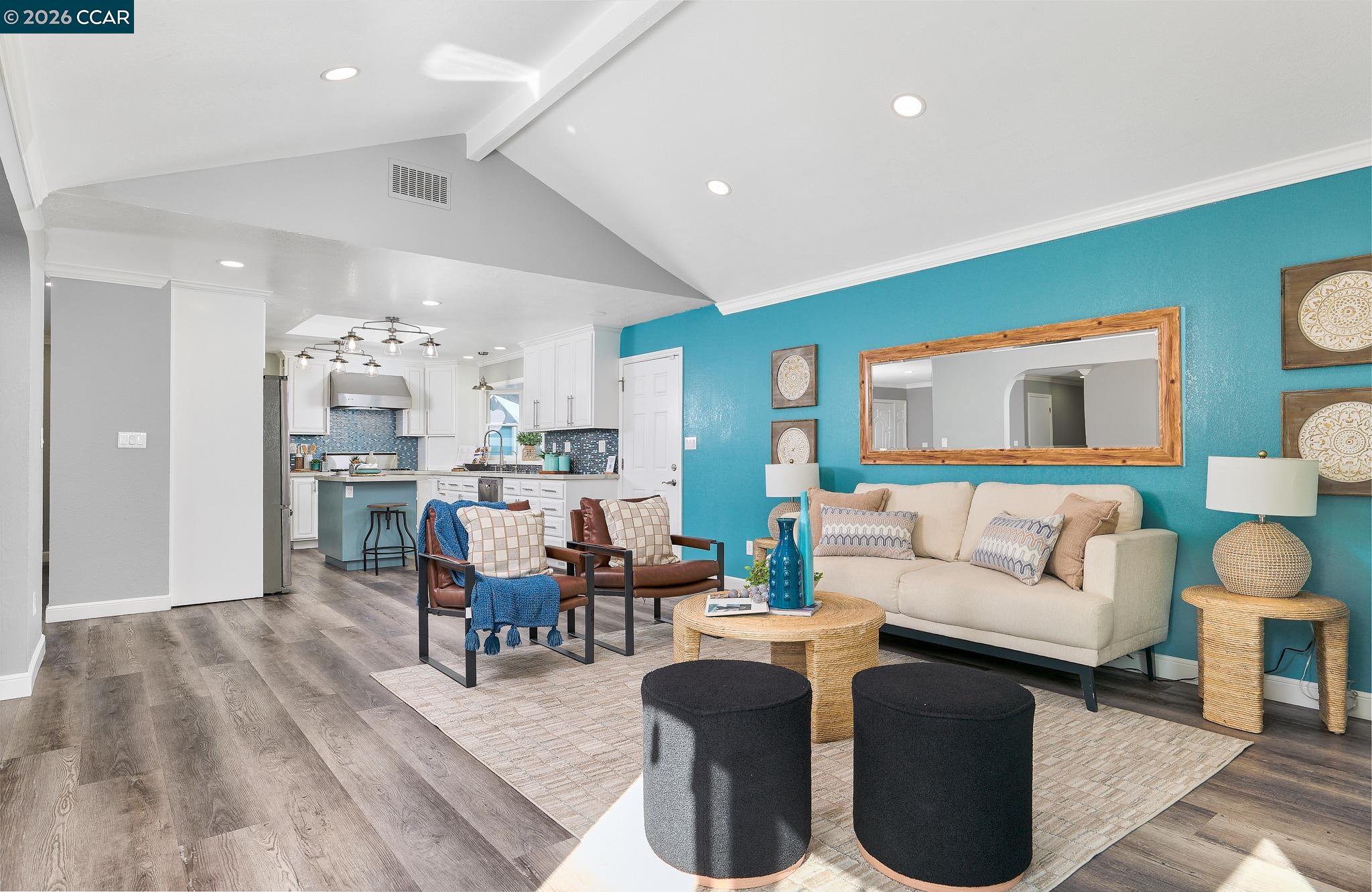 23 Capistrano Ct