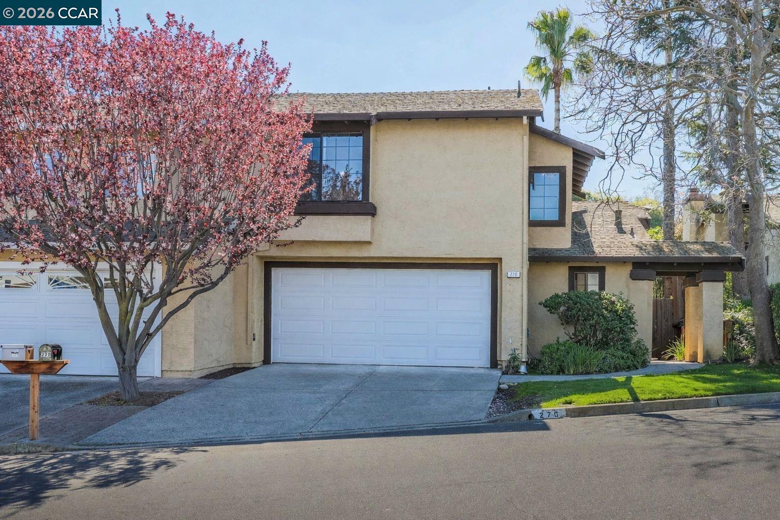 270 Willow Lake Dr