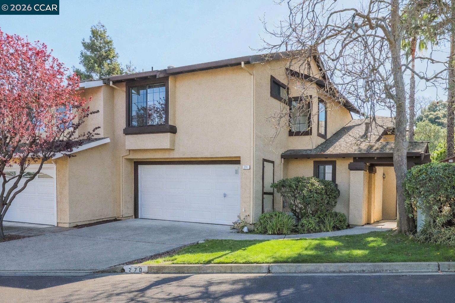 270 Willow Lake Dr